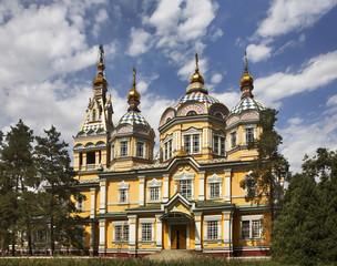 Fototapeta na wymiar Ascension Cathedral (Zenkov Cathedral) in Almaty. Kazakhstan