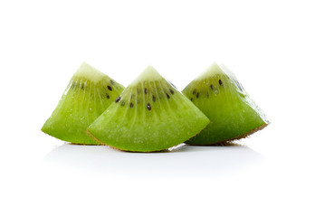 Fresh kiwi fruit on white background © siwaporn999