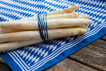 Weißer Spargel