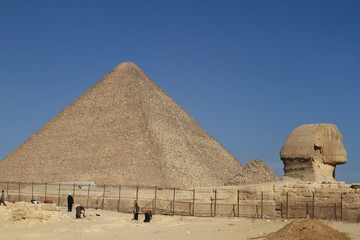 Die Pyramiden und Sphinx von Gizeh in Ägypten
