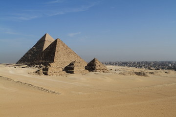 Die Pyramiden und Sphinx von Gizeh in Ägypten
