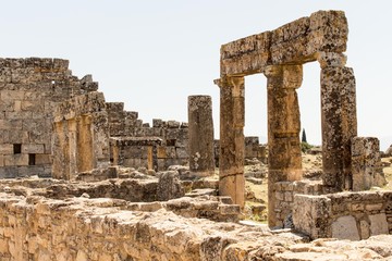 Fototapeta na wymiar Hierapolis antik kenti