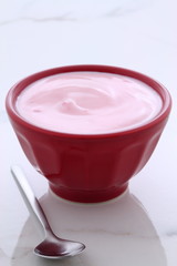 Artisan greek strawberry yogurt