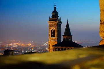 Schapenvacht deken met foto Artistiek monument Bergamo città alta, bergamo vecchia, campanone bergamo