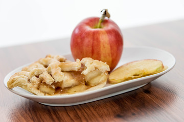 Naklejka na ściany i meble fresh baked sliced apple pie