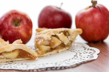 fresh baked sliced apple pie