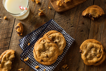 Homemade Chocolate Chip Cookies