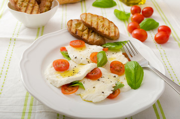 Salad of mozzarella and tomatoes