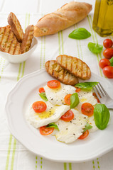Salad of mozzarella and tomatoes