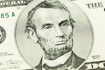 Abraham Lincoln on 5 dollar banknote