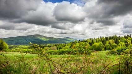 Obraz premium Rainy mountains landscape