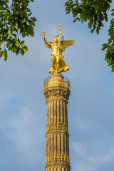Fototapeta na wymiar Siegessäule in Berlin