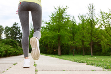 Close up of running woman 