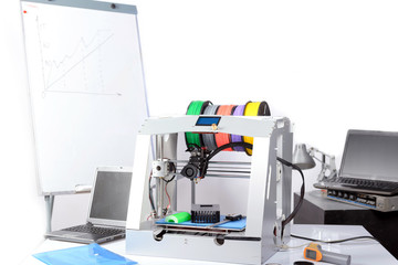 Three-dimensional printer on the table
