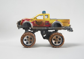 Toy monster truck