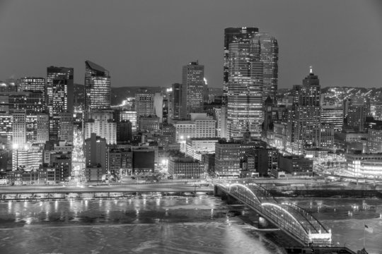 Skyline of downtown Pittsburgh