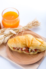 breakfast ,croissant  set