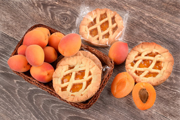 CROSTATINE DI ALBICOCCHE - TARTLETS APRICOT