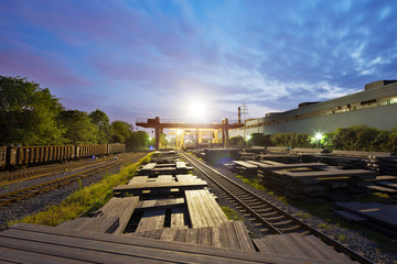 Naklejka premium railroad in dusk