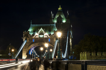 Obraz premium Tower bridge by night