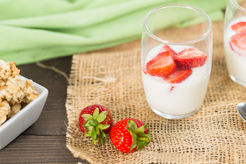 Yogurt with strawberries