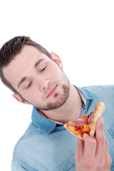 Model Mann hat Pizza und schlechtes Gewissen Porträt