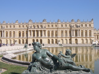 Fototapeta na wymiar Sculpture du Chateau de Versailles