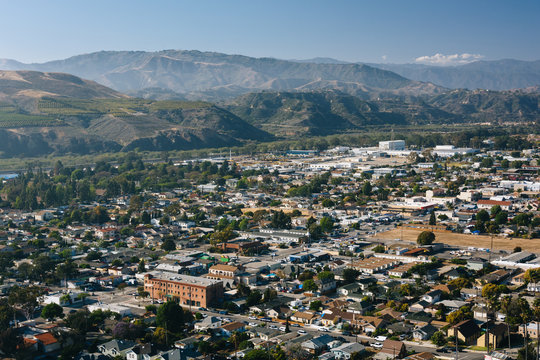 View of Ventura and distant mountains from Grant Park, in Ventur