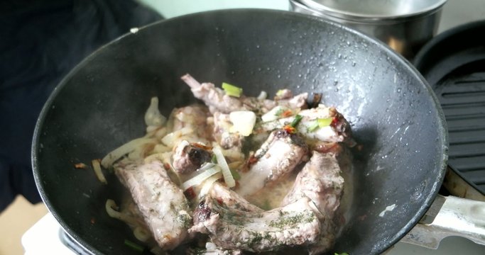Pork ribs in vok pan