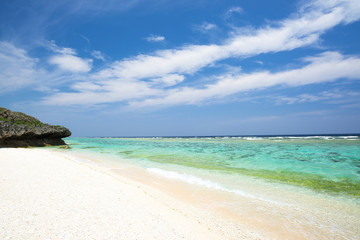 沖縄のビーチ・イサラバマ