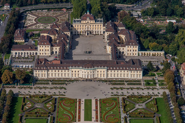 Fototapeta na wymiar Luftbild Schloss Ludwigsburg
