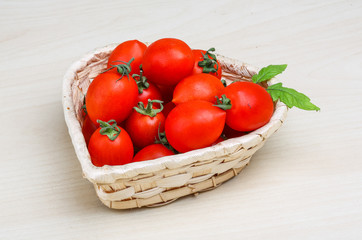 Cherry tomatoes in the basket