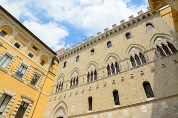 Fototapeta na wymiar Salimbeni and Tantucci Palaces in Siena