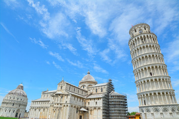 world famous Piazza dei Miracoli in Pisa