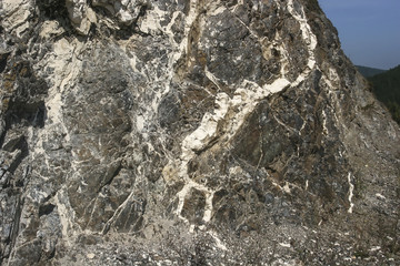 Magnesite veins on the outcrop