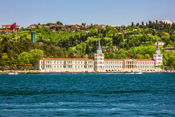 Naklejka premium Kuleli military high school, Bosphorus, Istanbul, Turkey