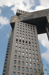 Obraz premium High-rise building