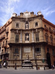 Fototapeta na wymiar Palermo piazza quattro cantoni
