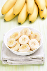 Banana slices in bowl