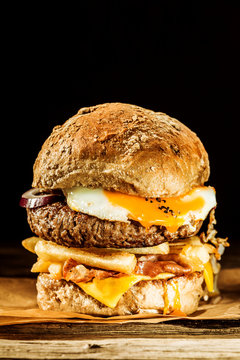 Wholesome Egg And Bacon Burger