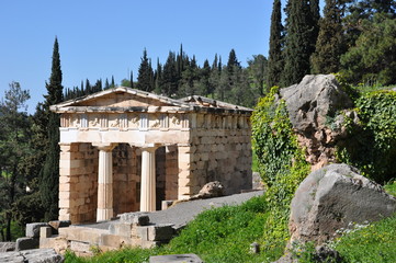 Fototapeta na wymiar Trésor des athéniens - Delphes