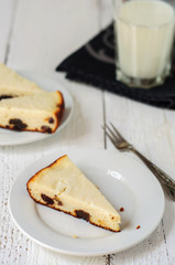 Homemade raisins cheescake with glass of milk