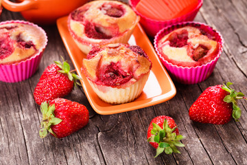 Strawberry muffins