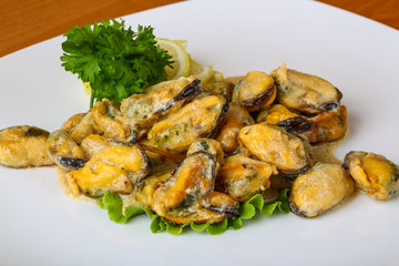 Mussels in butter sauce