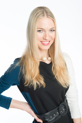 Blonde Frau lächelt
