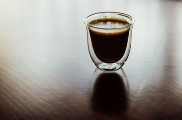 Filiżanka kawy z ziarnami