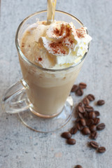 Eiskaffee im Glas