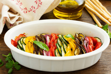 Tian (vegetable casserole) of the five kinds of vegetables.