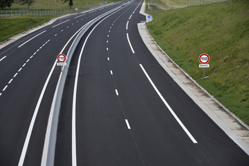 Limitation de vitesse sur autoroute