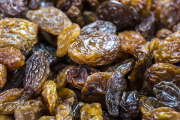 dried raisins